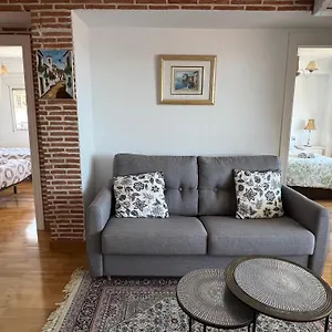 Cosy With Seaviews, Pool Close To Beach. Apartamento